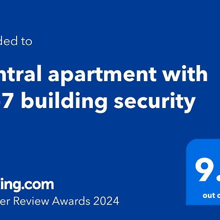 Central Apartment With 24-7 Building Security Novi Sad Bagian luar foto