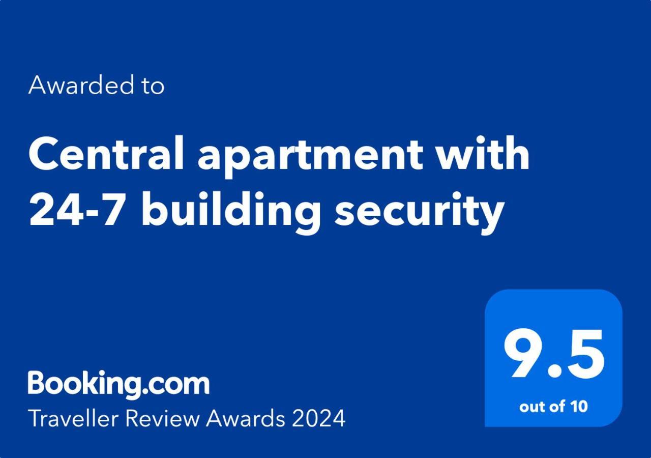 Central Apartment With 24-7 Building Security Novi Sad Bagian luar foto